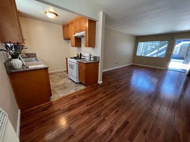 Foto del edificio - 13760 Sherman Way