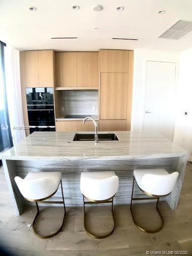 Building Photo - 8701 Collins Ave