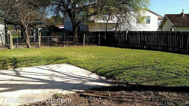 Building Photo - 4 br, 2 bath House - 7206 Glen Haven