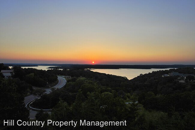 Foto del edificio - 4 br, 3.5 bath House - 4009 Eck Lane