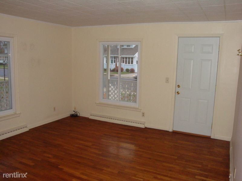 Primary Photo - 4354 Holt Rd