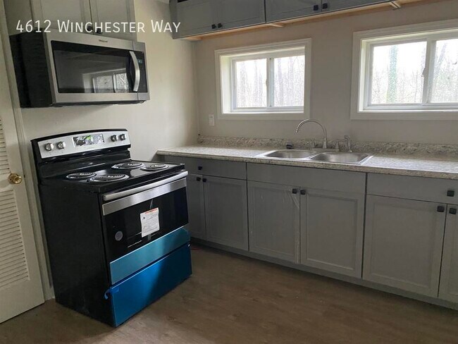 Building Photo - 4612 Winchester Way
