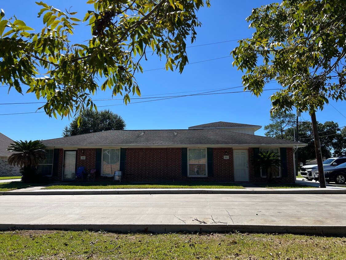 Foto principal - 504 S 28th St