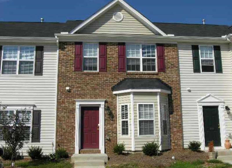 Primary Photo - 102 Graystar Rd