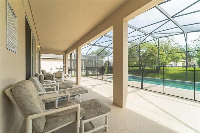 Building Photo - 2646 Emerald Island Blvd