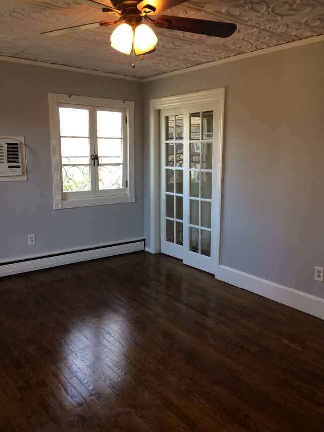 Master Bedroom - 65 Spruce Ave