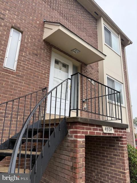 Building Photo - 4570 Conwell Dr
