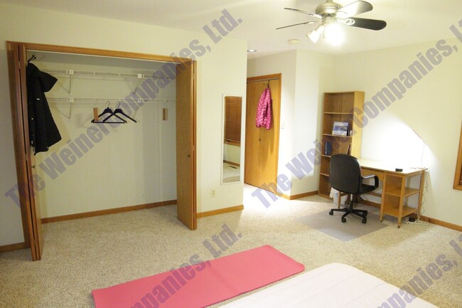 Building Photo - Now leasing for August!