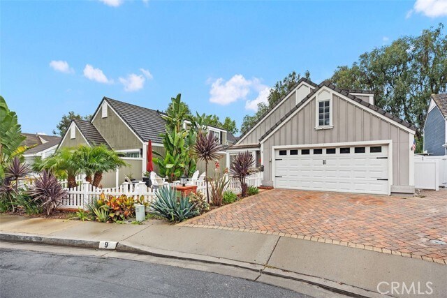 Primary Photo - 9 Bellingham Pl