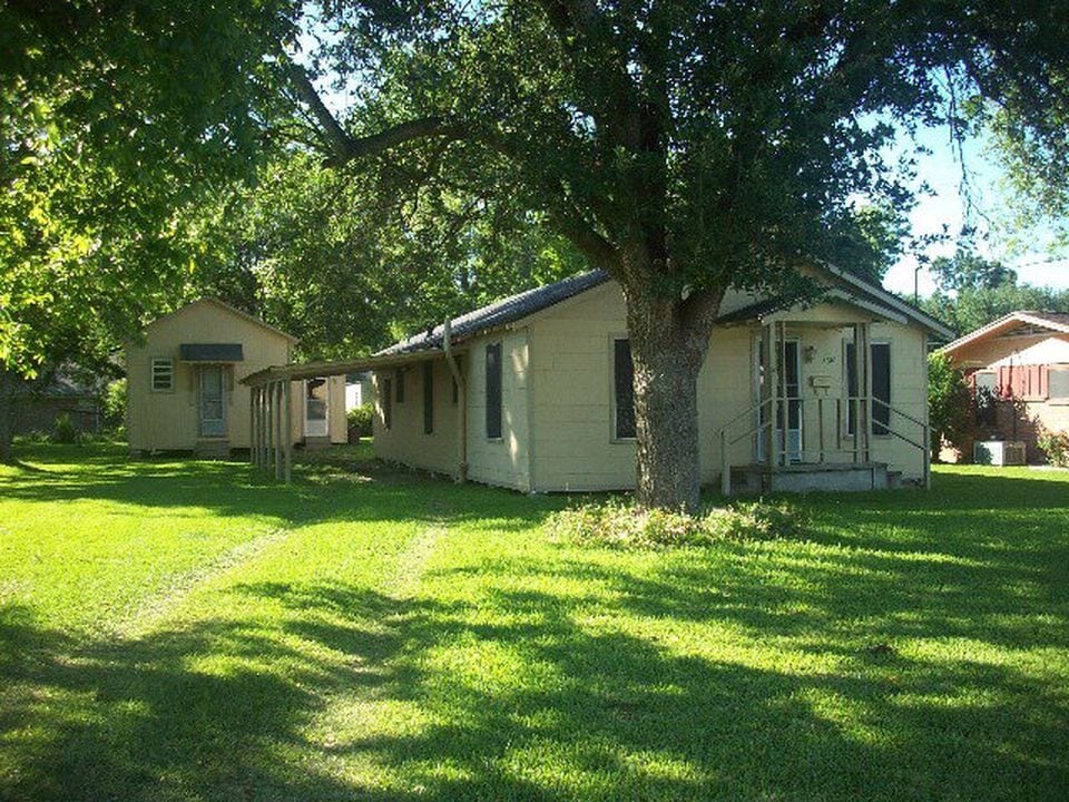 2610 10th St, Port Neches, TX 77651 House Rental in Port Neches, TX