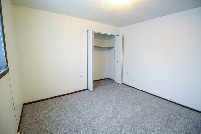 Building Photo - 2120 4th Ave