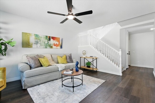 Foto del edificio - 6979 Walker Ct