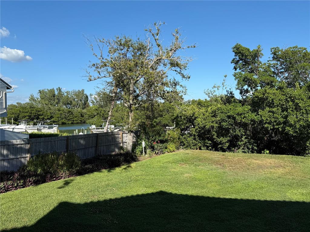 Foto principal - 1515 Pinellas Bayway S