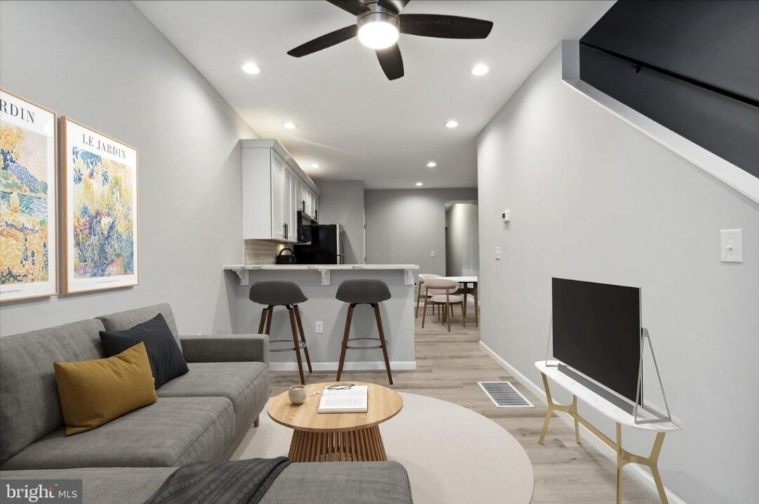 Foto principal - 2118 Bellevue St