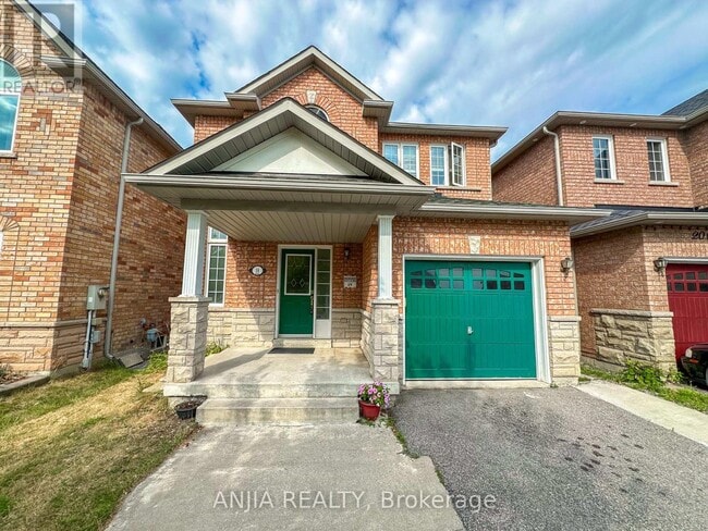 Building Photo - 18 Balmano Rd