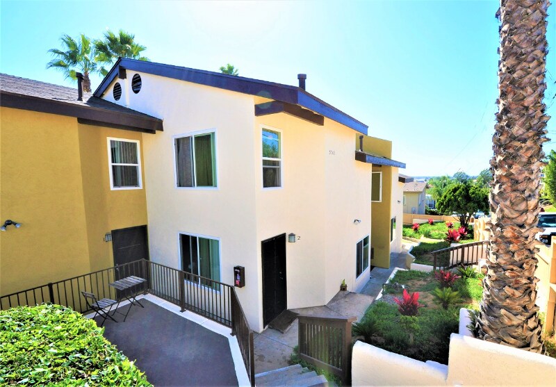 Foto principal - 5765 Lauretta St