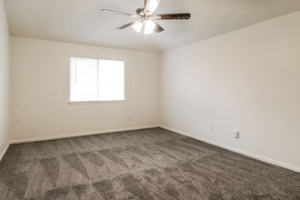 Building Photo - 16128 Kelley Green Ct