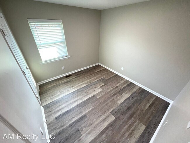 Building Photo - 2 br, 1 bath House - 315 E Phifer Street