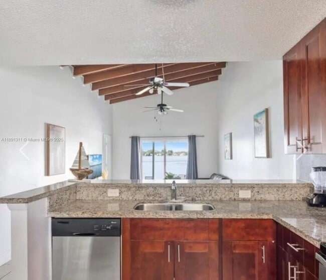 Building Photo - 2423 SW 58th Manor