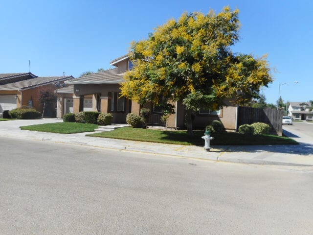 Foto del edificio - 2570 S Duke Ave