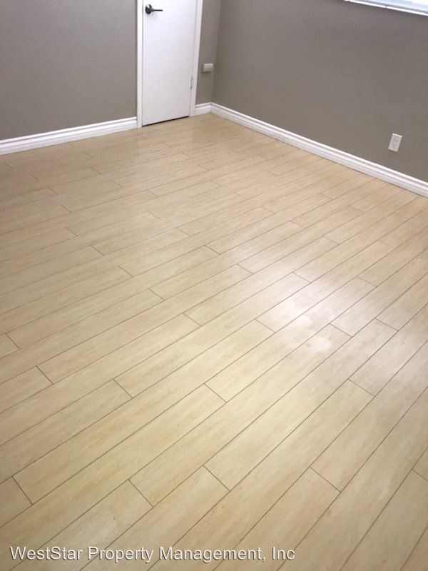 Foto del edificio - 16445-16445 Woodruff Ave