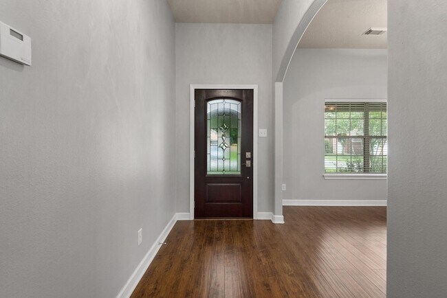 Foto del edificio - 26873 Armor Oaks Dr