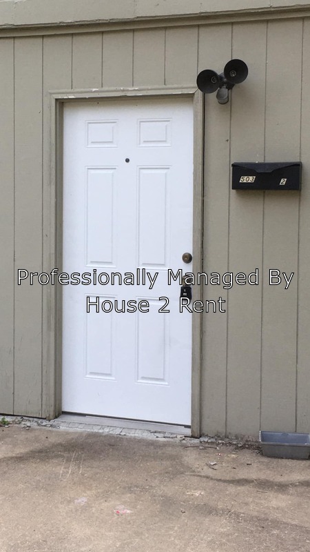 Foto principal - 503 S Calumet St