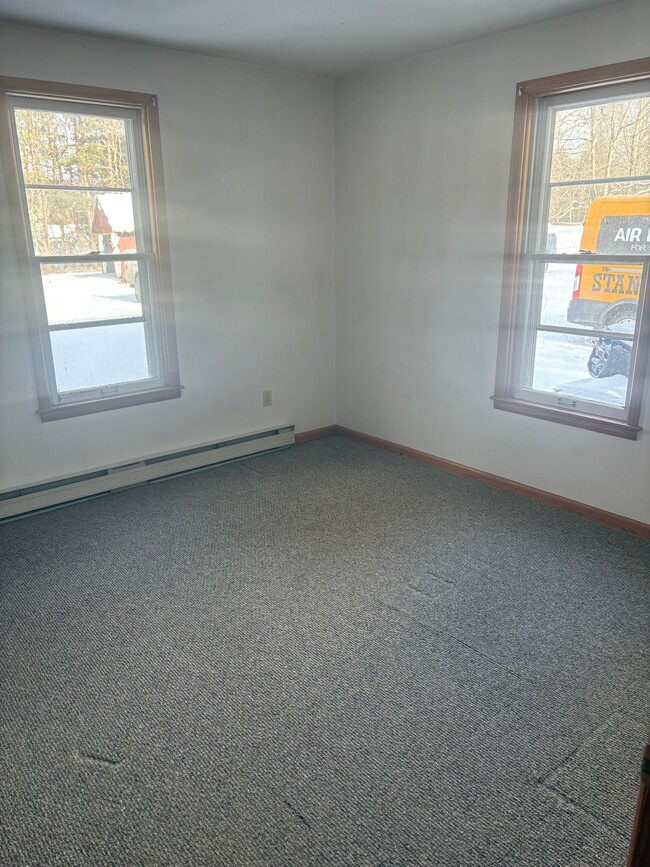 Building Photo - 1311 Gravel Pond Rd