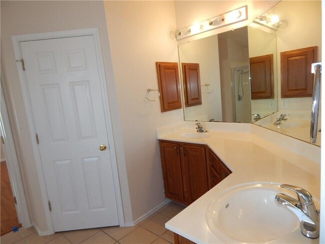 Building Photo - 10909 N Canoa Hills Trail