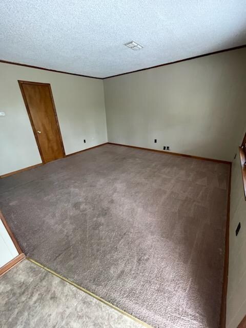 Building Photo - 130 Colonial Ct