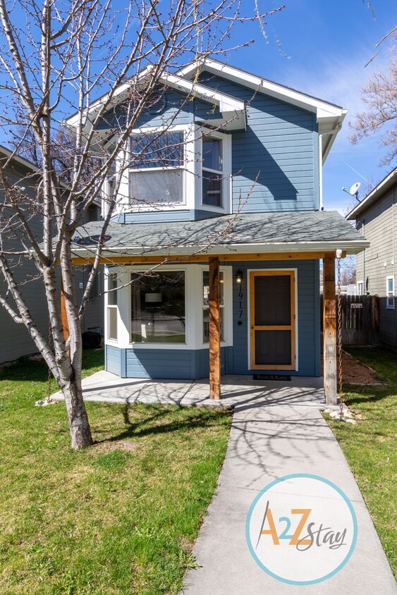 Primary Photo - Cozy North End 33rd Street Bungalow!