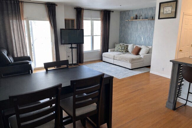 Foto del edificio - 84 Aborn St