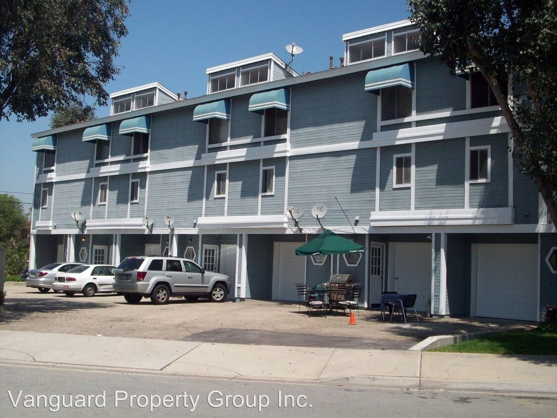 349 S Madrona Ave, Brea, CA 92821 Room for Rent in Brea, CA