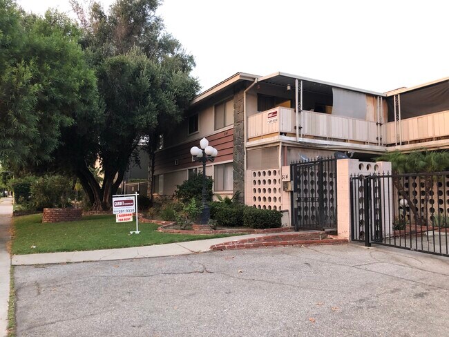 Building Photo - 514 S Barranca Ave