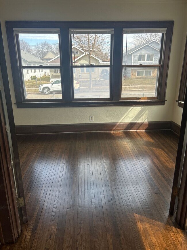 Foto del edificio - Gorgeous single family home! 4 Bed 2 Bath House Available 10/01/24