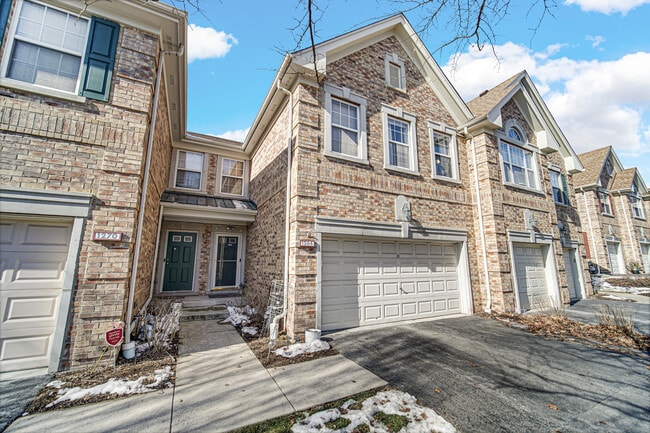 Building Photo - 1264 Sarah Blvd