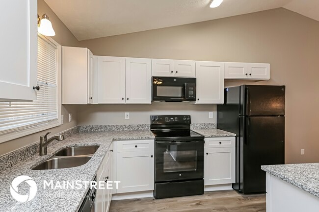 Foto del edificio - 3957 Edgebrook Dr