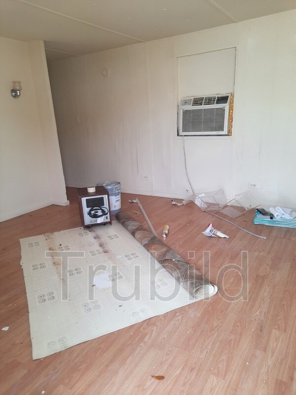 Foto del edificio - 1465 Remount Rd