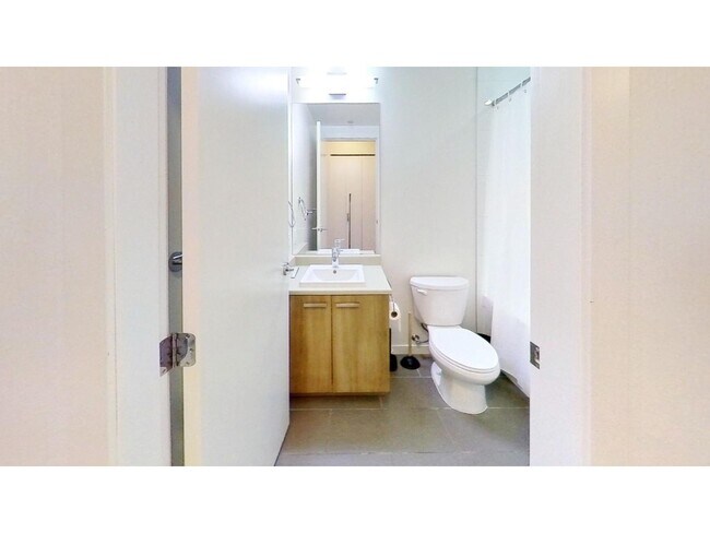 Photo du bâtiment - 12xx 13325 102A AVENUE