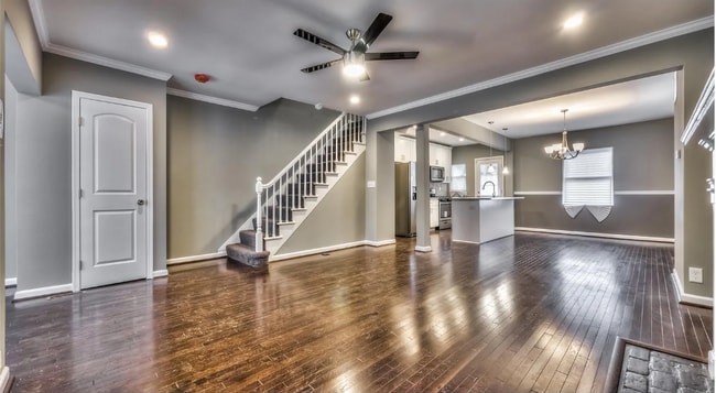 Building Photo - 3738 Ellerslie Ave