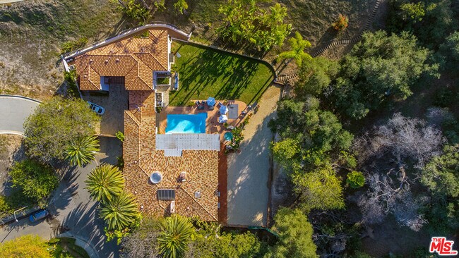 Foto del edificio - 9696 Antelope Rd