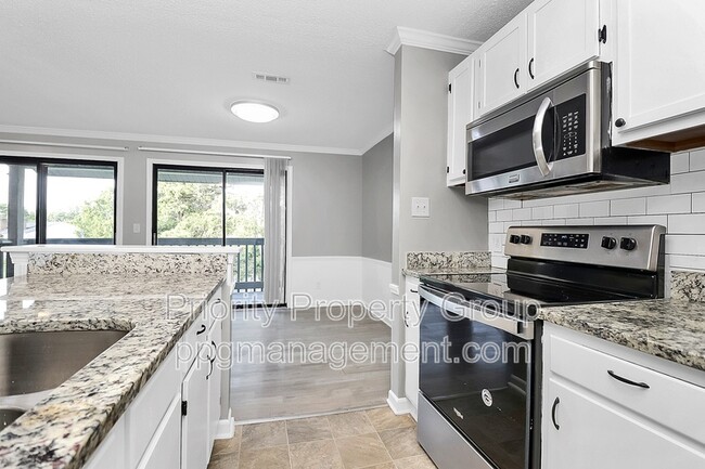 Building Photo - 10971 Harrowfield Rd