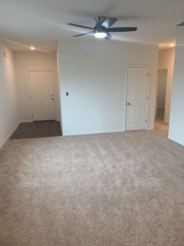 Building Photo - 200 Bell Rings Dr
