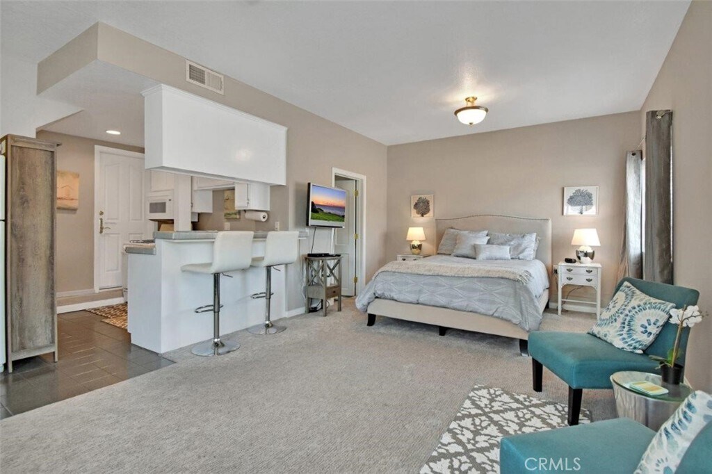 Foto principal - 328 Rosecrans Ave
