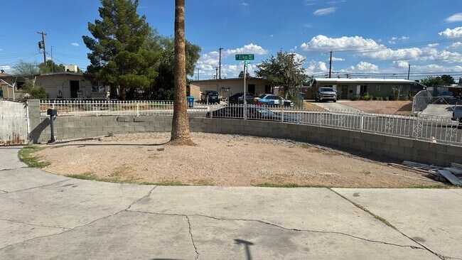 Foto del edificio - 901 Elko Way