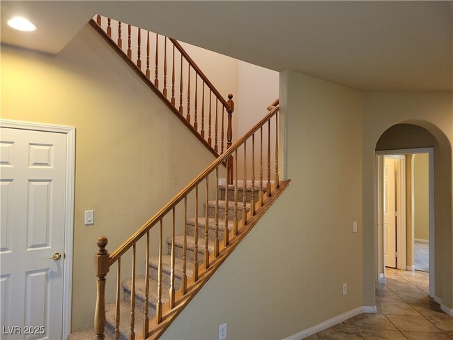 Building Photo - 9870 Santa Ponsa Ct