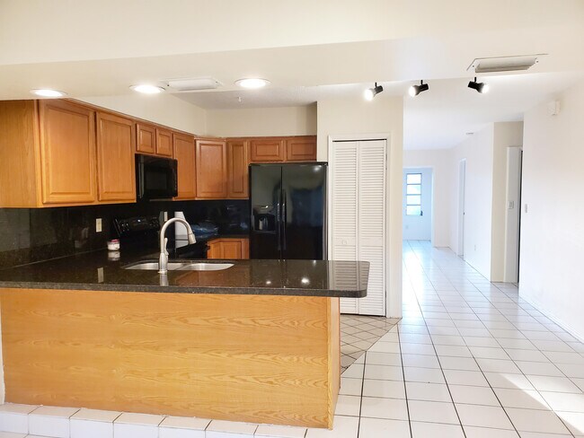 Foto del edificio - 5150 NE 17th Terrace