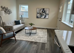 Building Photo - 2236 Motta St