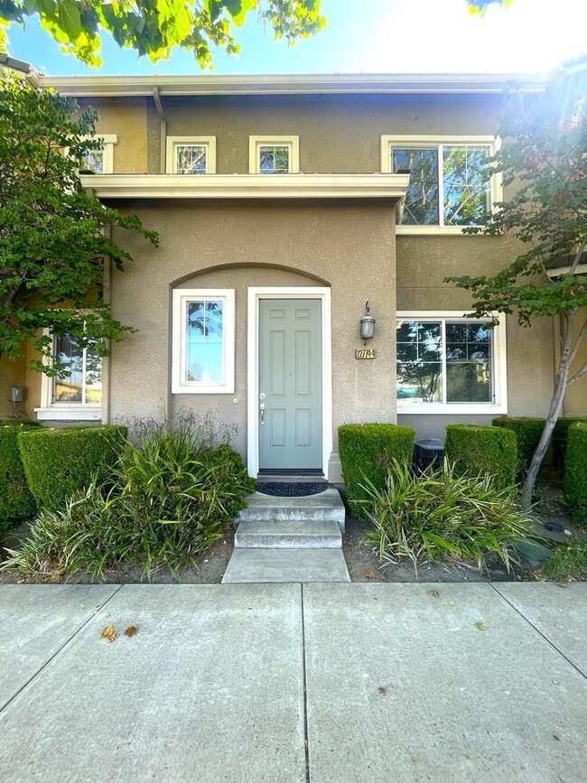 Building Photo - 22774 Amador St