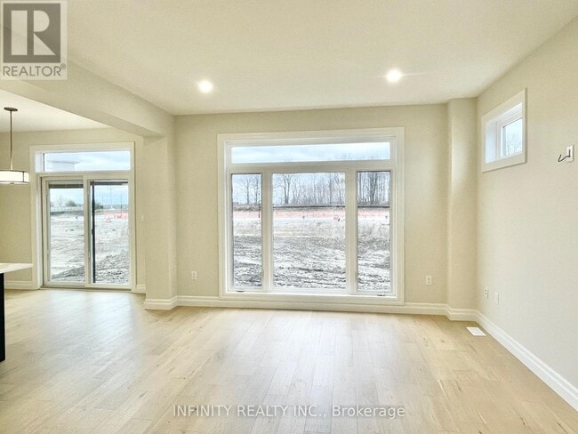 Building Photo - 220 Bowman Dr.